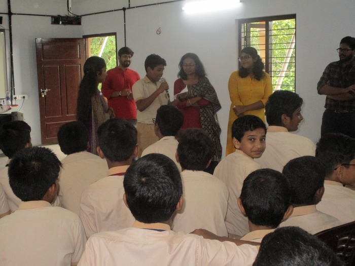 COMMUNICATIVE ENGLISH CLASS-2019